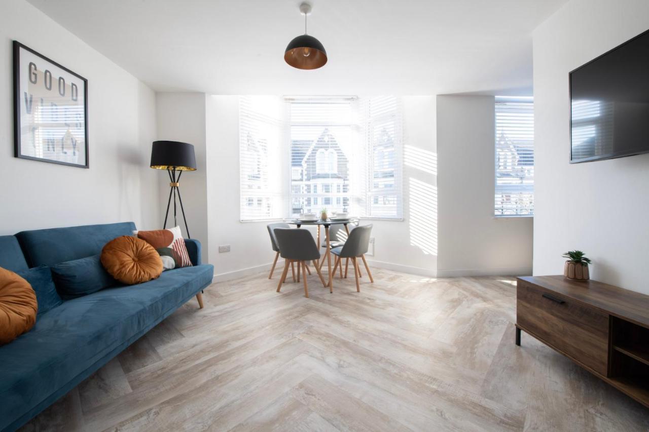 Connaught House - City Centre - Free Parking & Wi-Fi Apartment คาร์ดิฟฟ์ ภายนอก รูปภาพ
