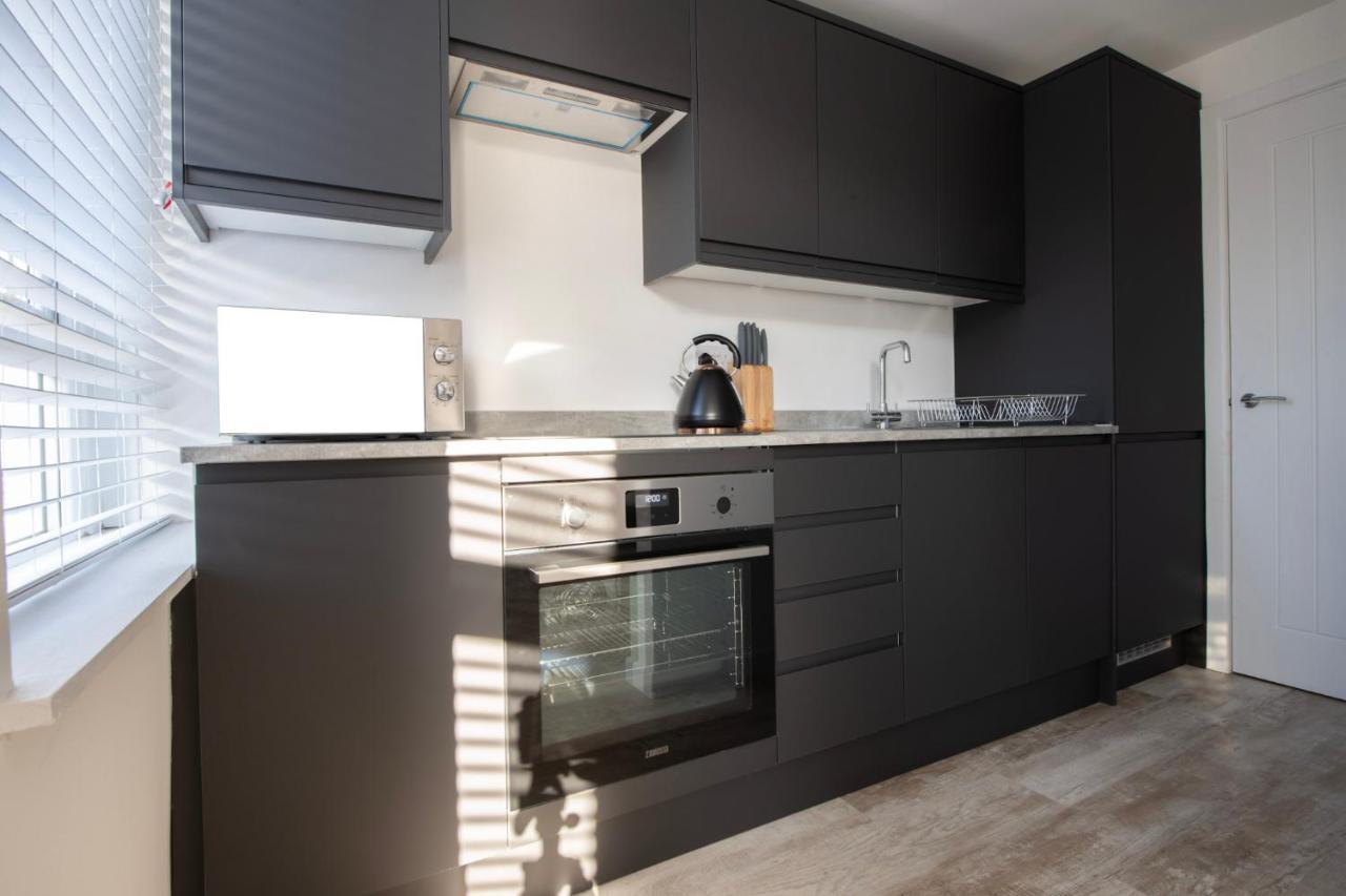 Connaught House - City Centre - Free Parking & Wi-Fi Apartment คาร์ดิฟฟ์ ภายนอก รูปภาพ